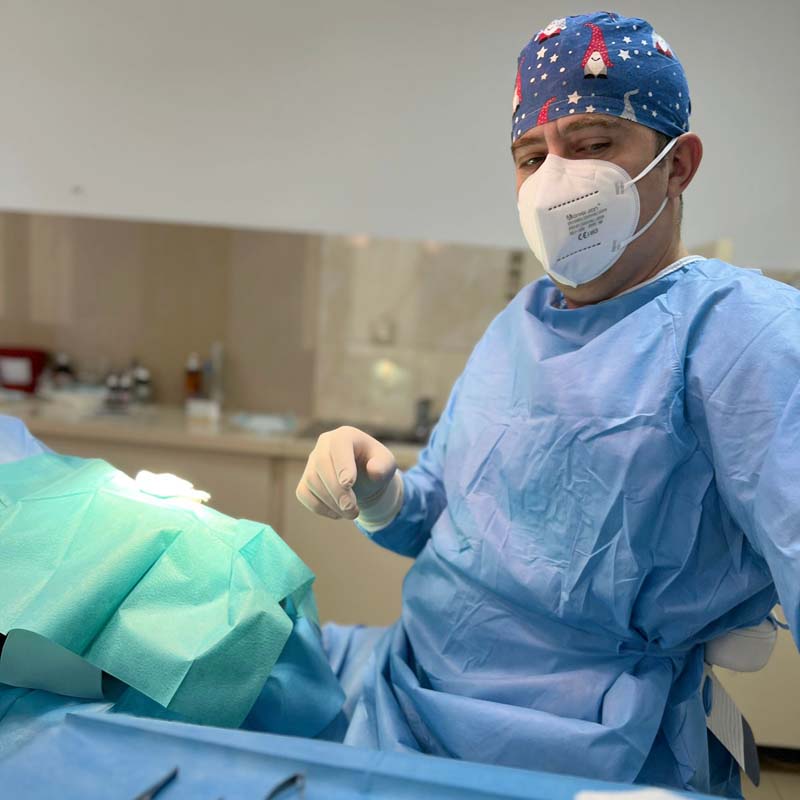 dr Maciej Brocki
